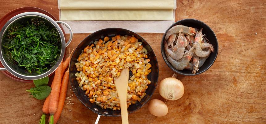 Empanada de espinacas y gambas