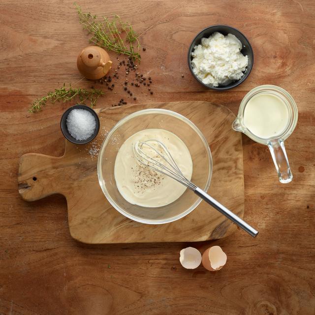 Tarta de hojaldre rellena de berenjenas y requesón