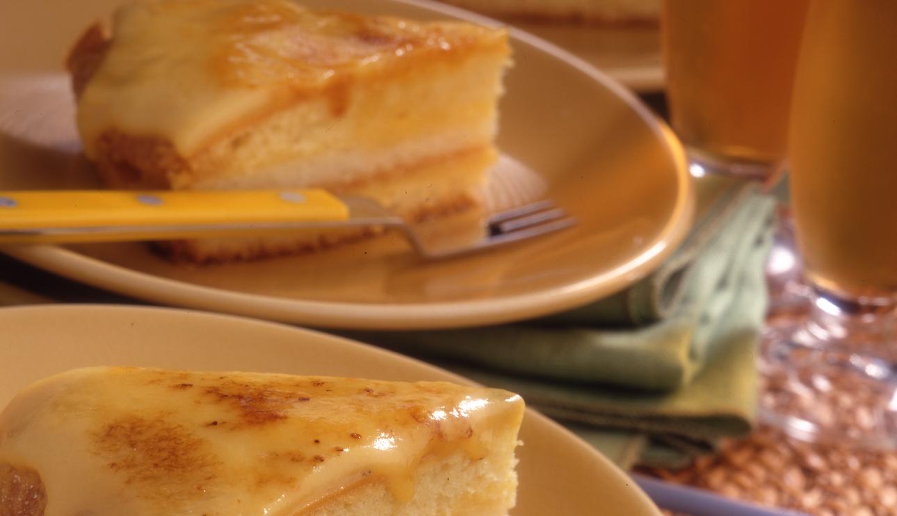 Pastel de coco y crema quemada