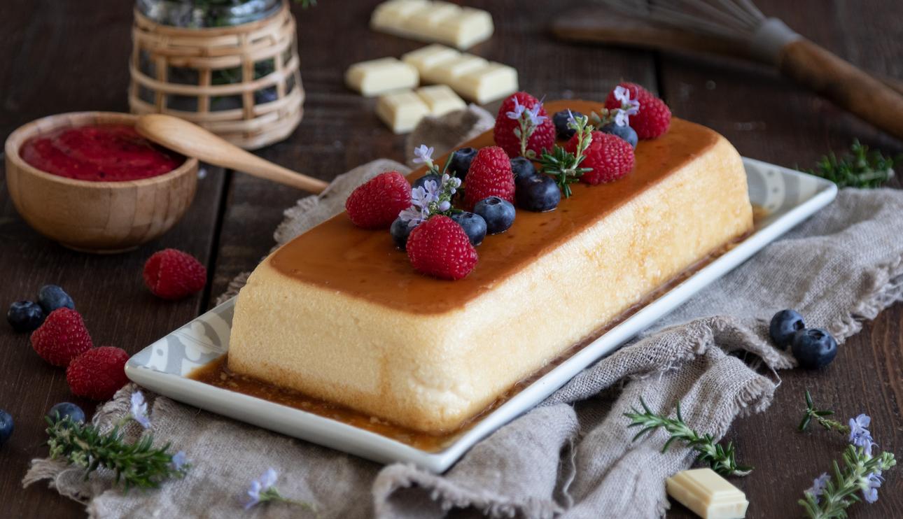 Flan de chocolate blanco y leche condensada