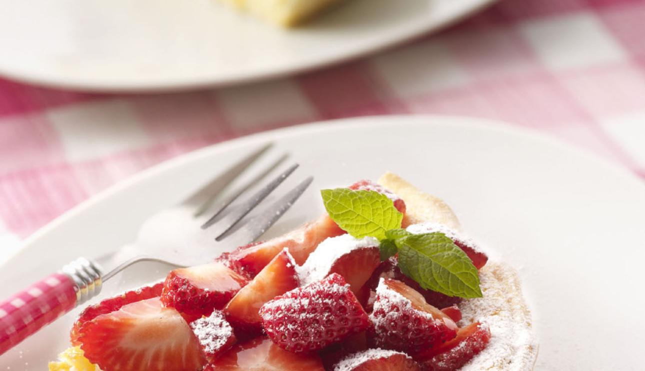 Pastel ricota, naranja y fresones