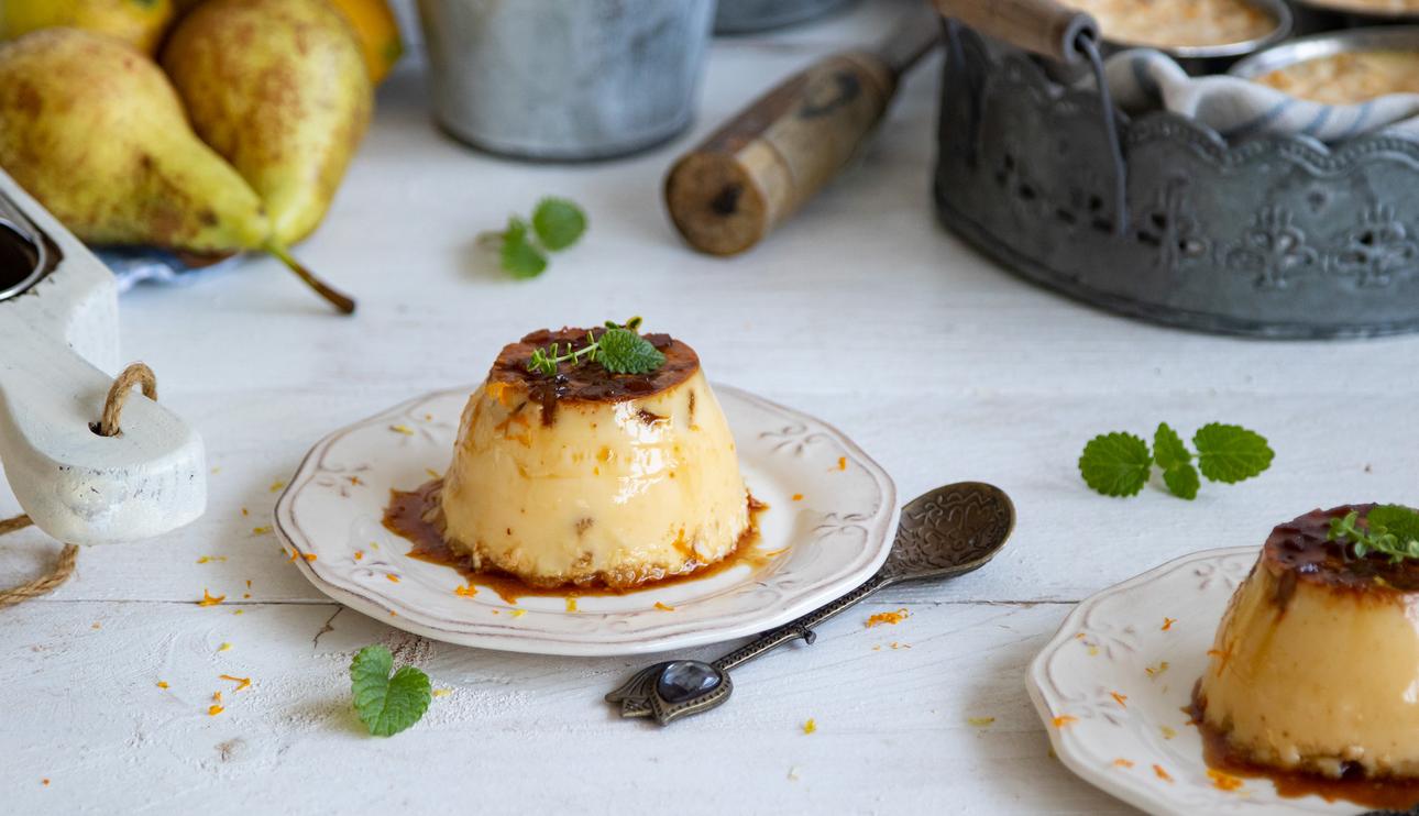Flan de pera con leche condensada, naranja y limón