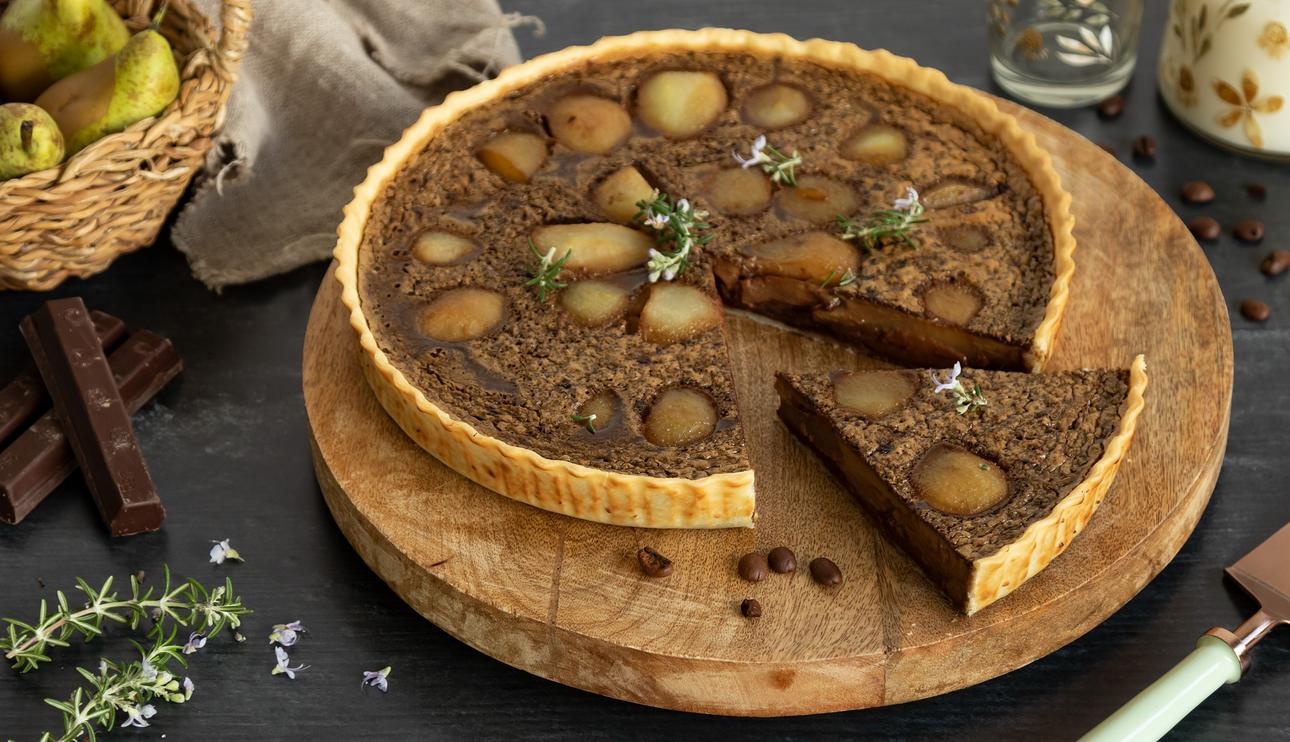 Tarta de pera y chocolate con  café