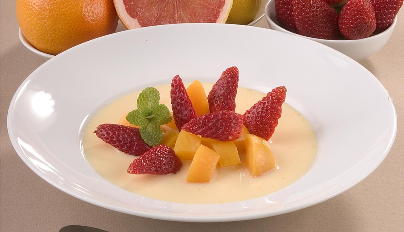 Sopa fría de cítricos y frutas