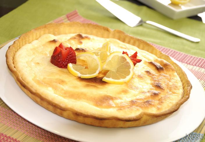 Tarta de mousse de limón