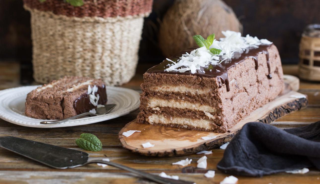 Pastel de chocolate y coco