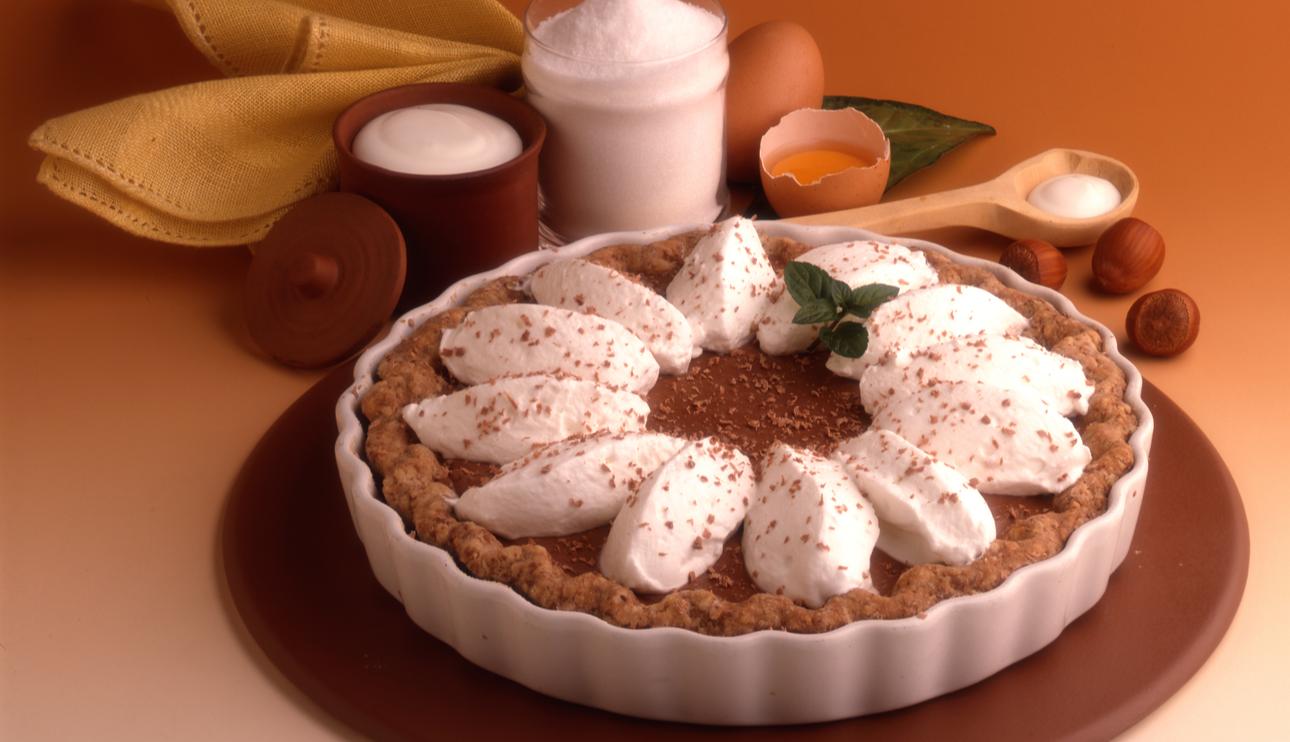 Tarta de nata y trufa clásica