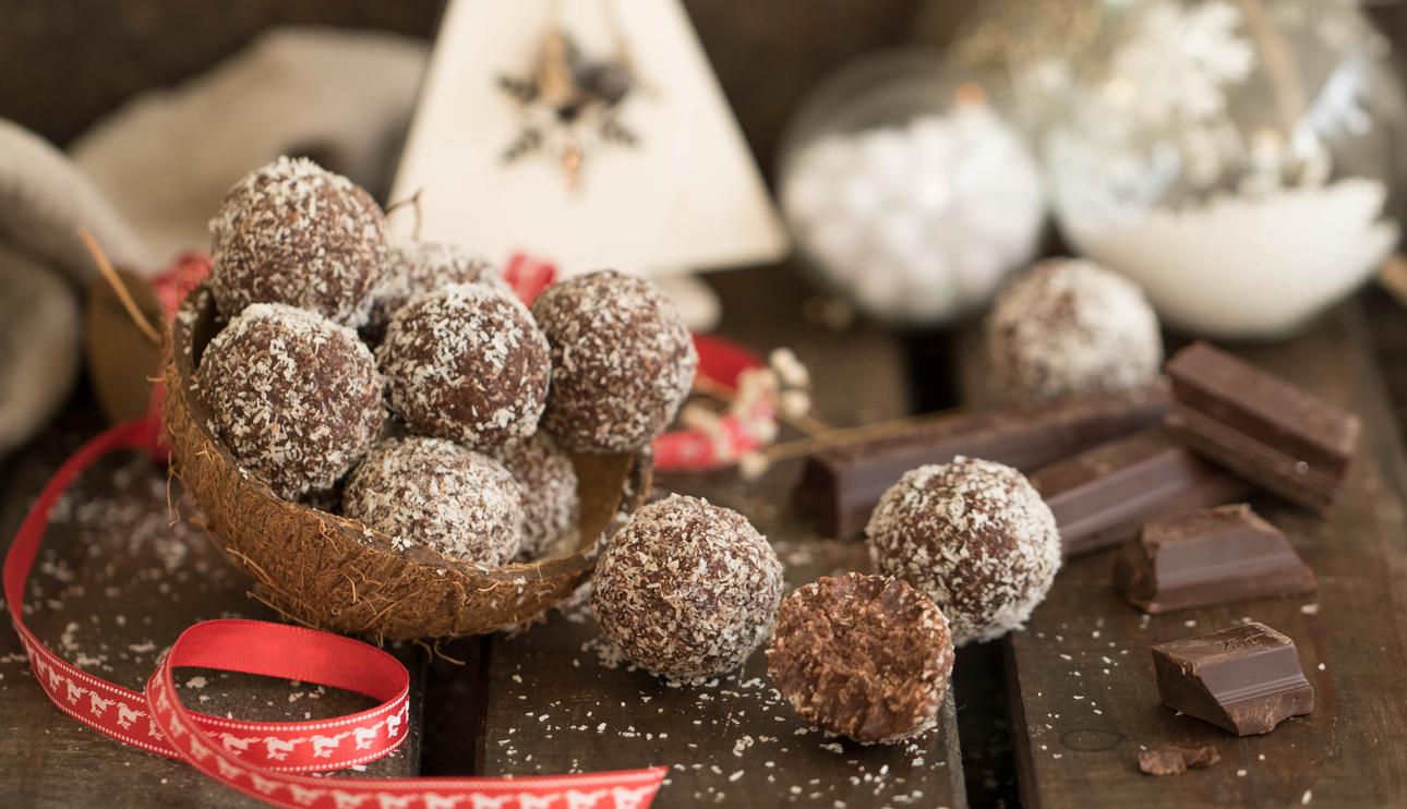 Bolas de coco y chocolate
