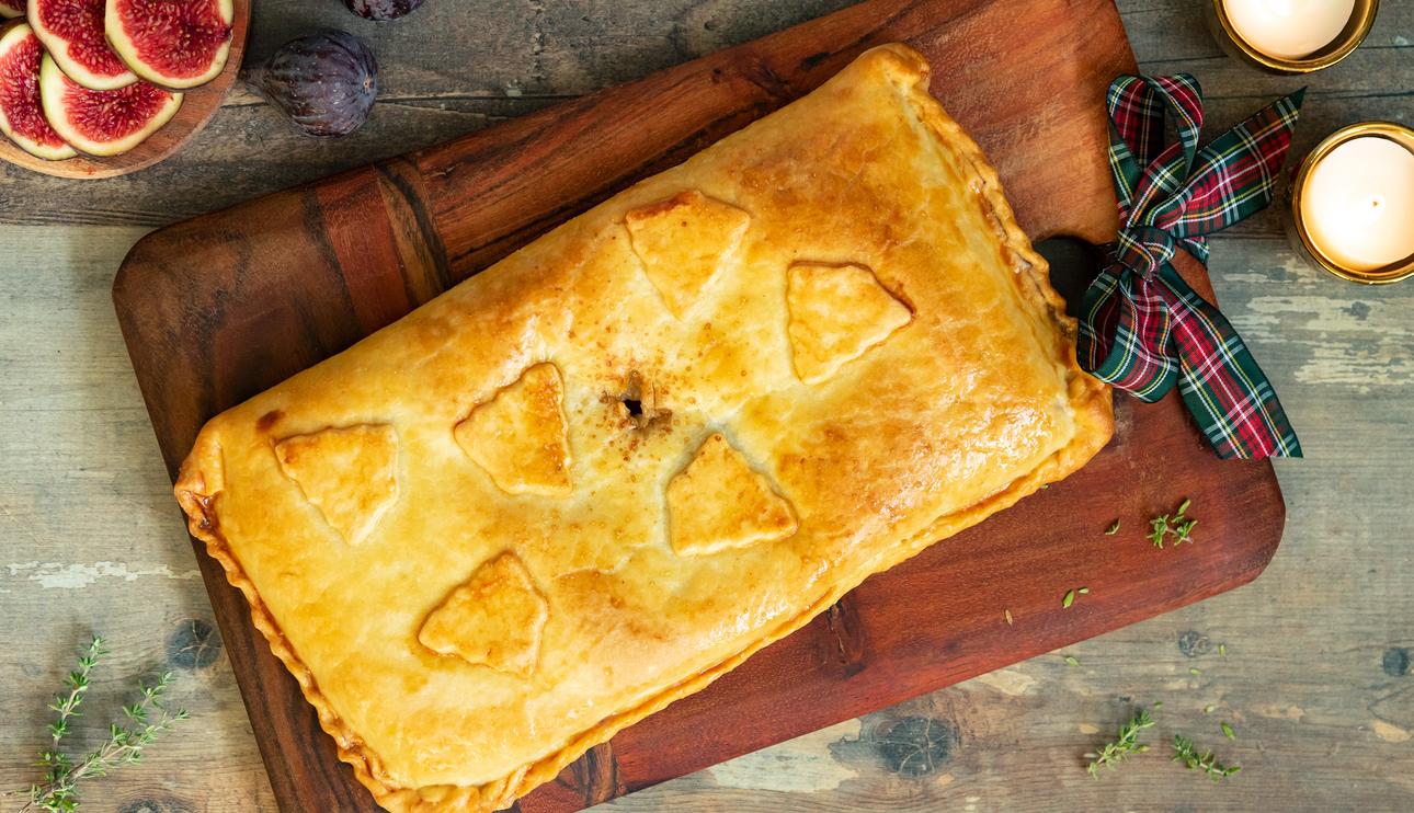 Empanada de higos y jamón de pato