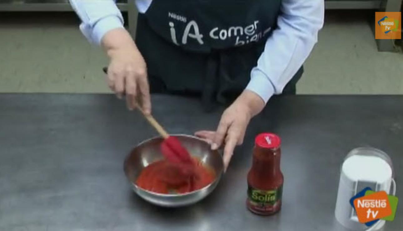 Salsa de tomate con pimientos