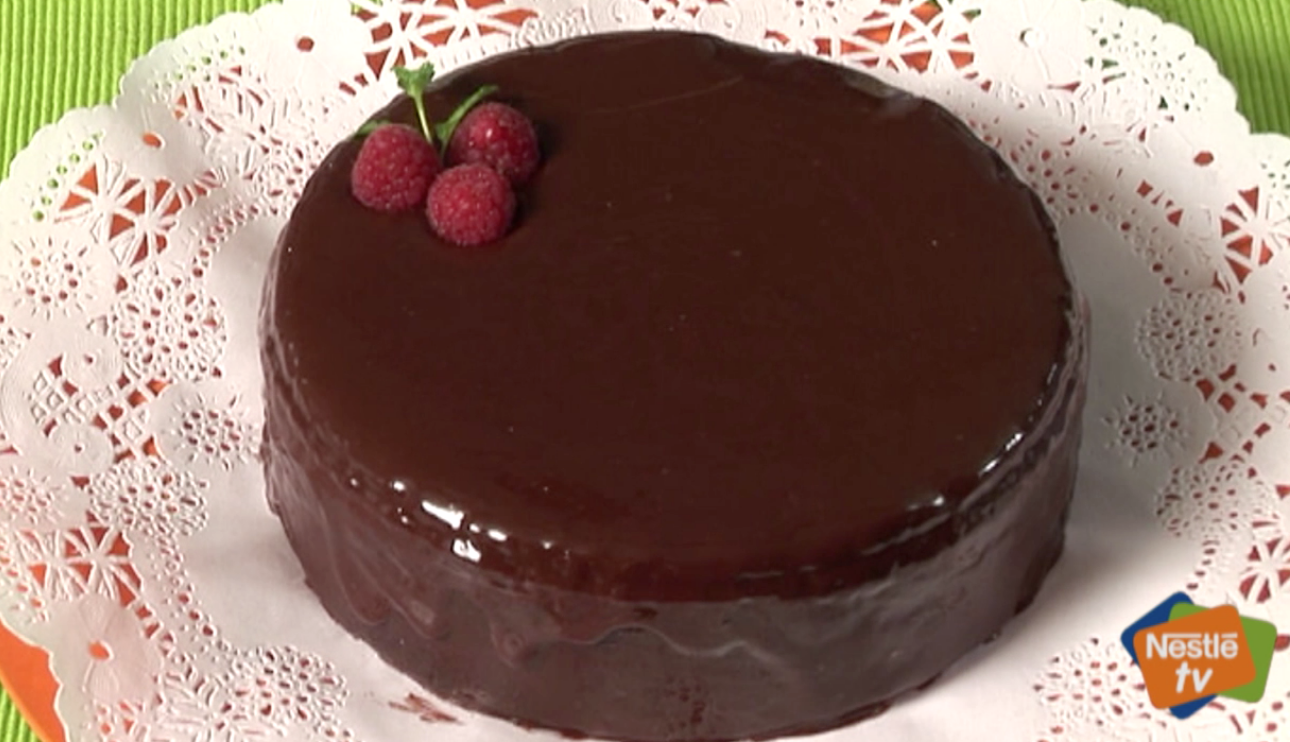 Pastel almendrado de chocolate