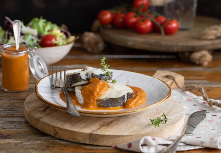 Merluza con salsa ligera de verduras