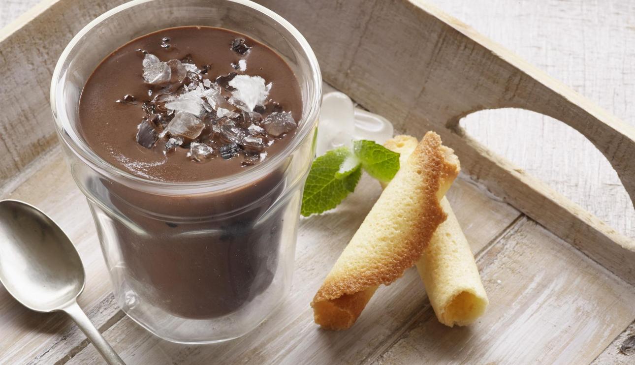Chocolate a la taza con sabor a menta