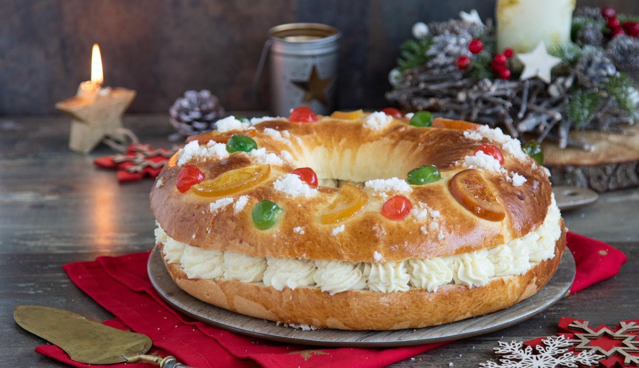 Roscón de reyes con chocolate blanco
