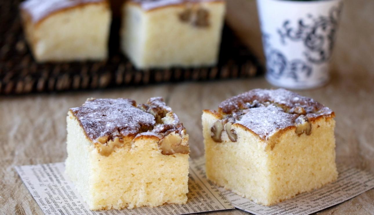 Coca de anís y nueces