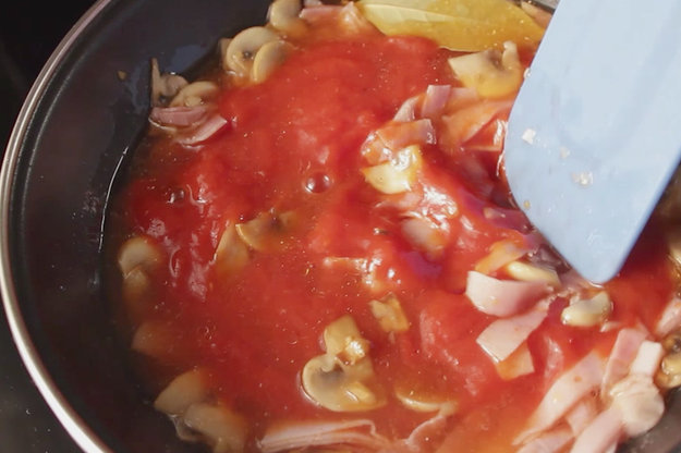Salsa de tomate con setas