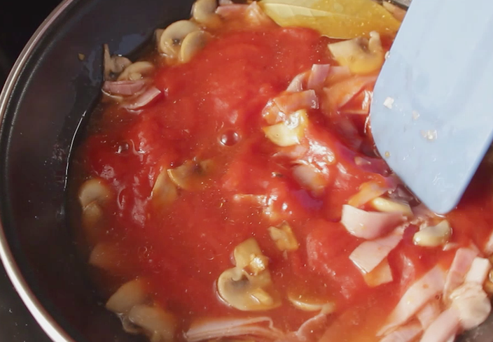 Salsa de tomate con setas