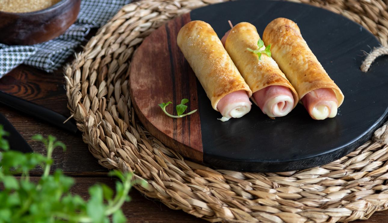Crepes de jamón y queso crujientes con obleas