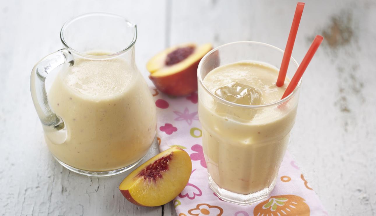 Smoothie de nectarina (batido de yogur y nectarina)