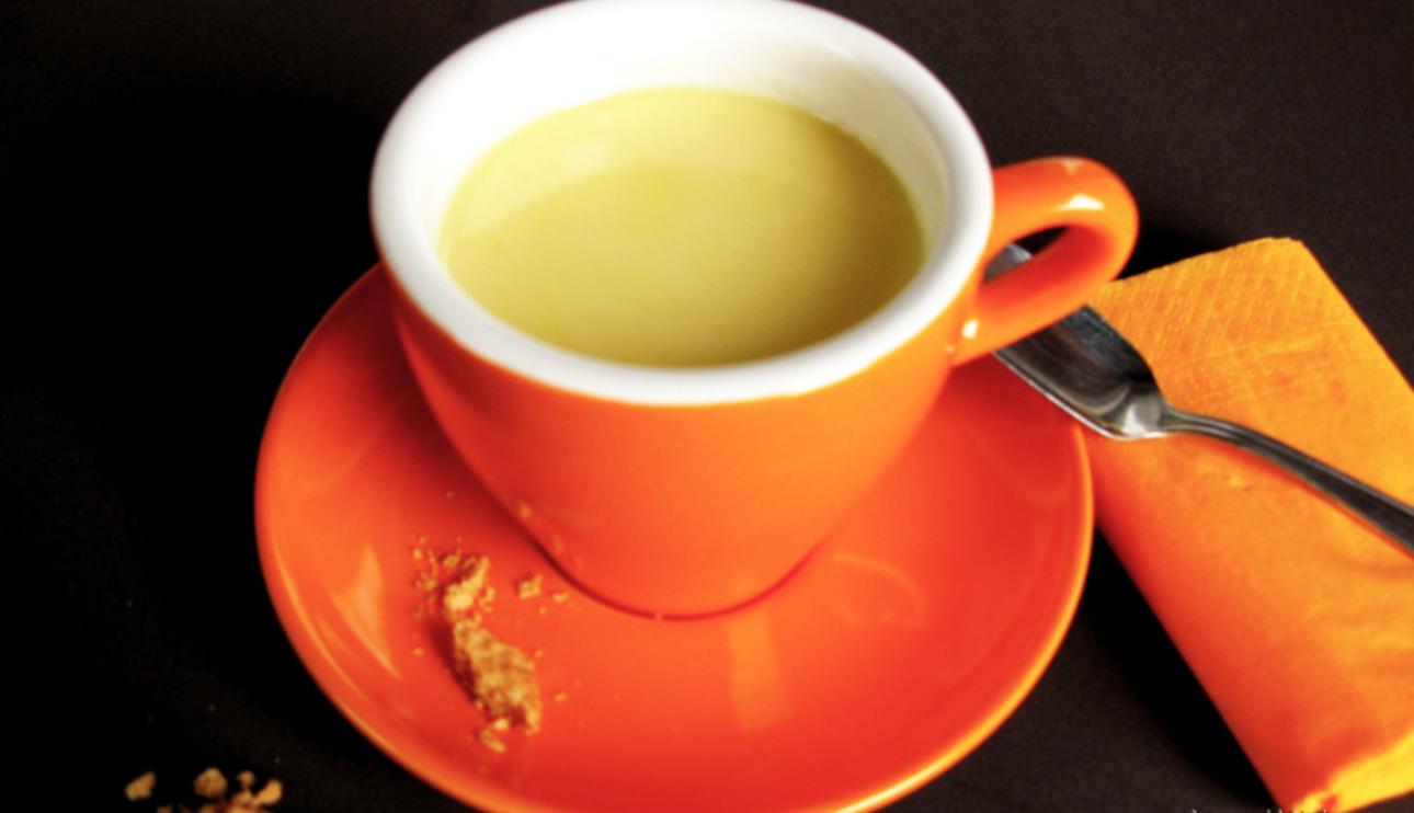 Chocolate blanco a la taza