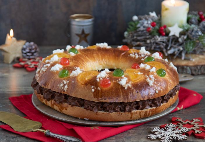 Roscón de reyes con chocolate negro