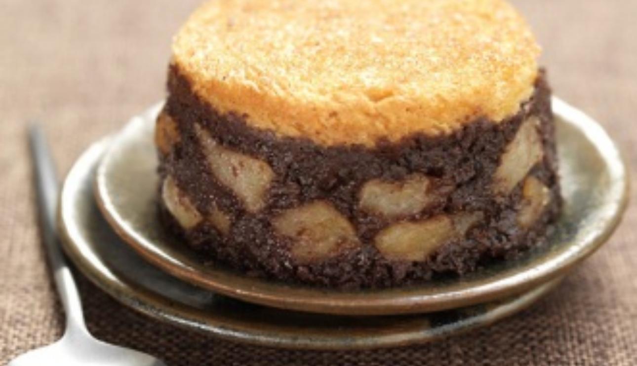 Pudding con chocolate cremoso y fruta