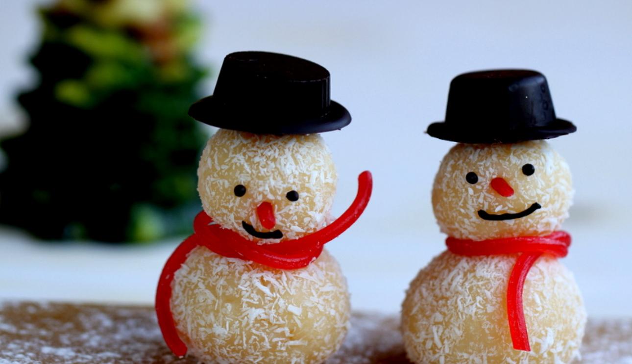 Trufitas de coco. muñeco de nieve