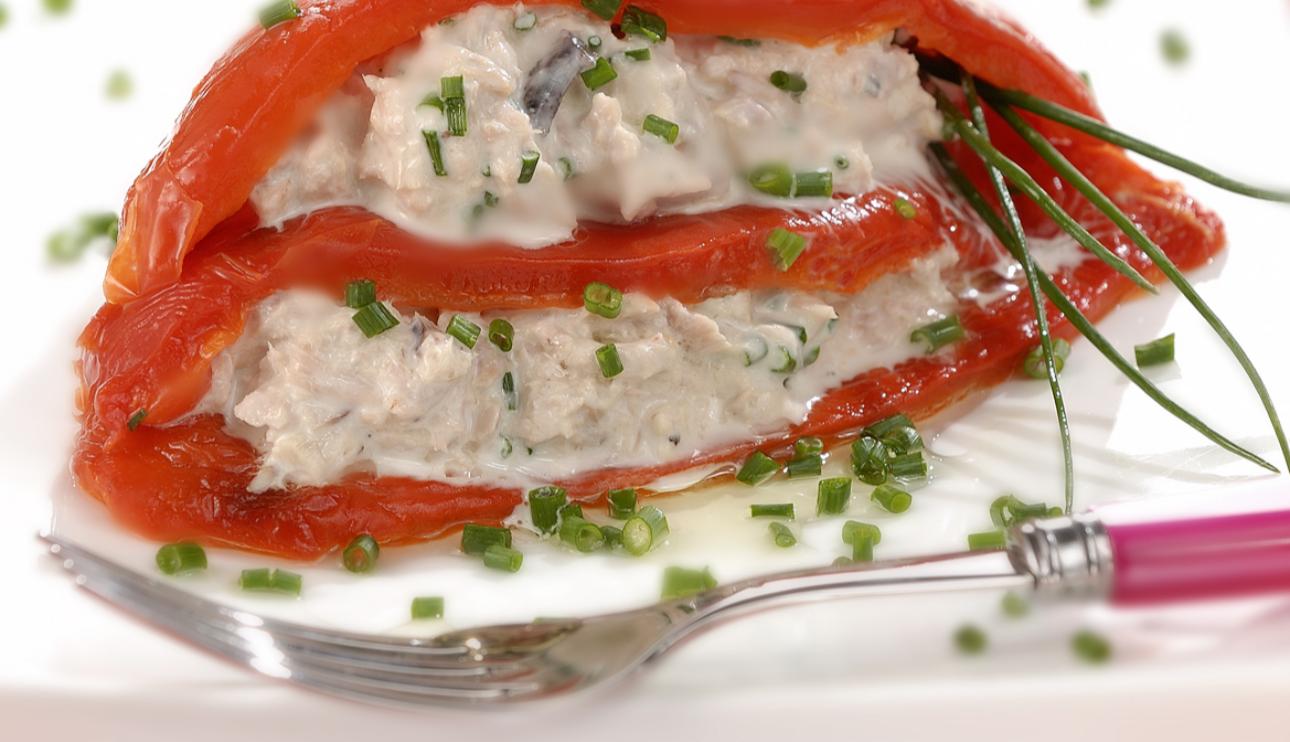 Milhojas de pimiento con mousse de atún
