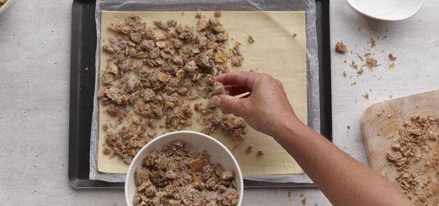 Coca con chicharrones