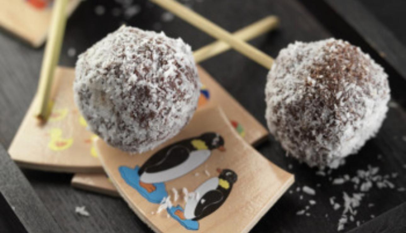 Piruletas de choco-coco y pasas