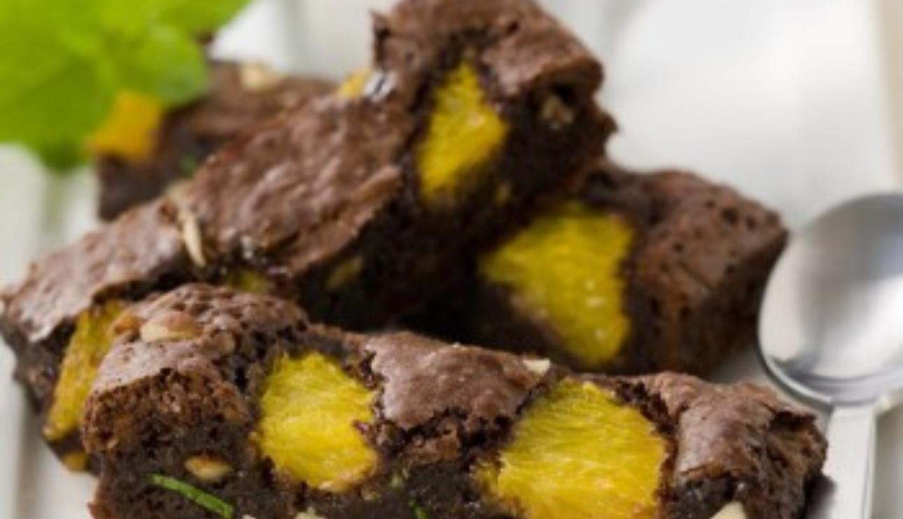 Brownies de chocolate y naranja a la menta