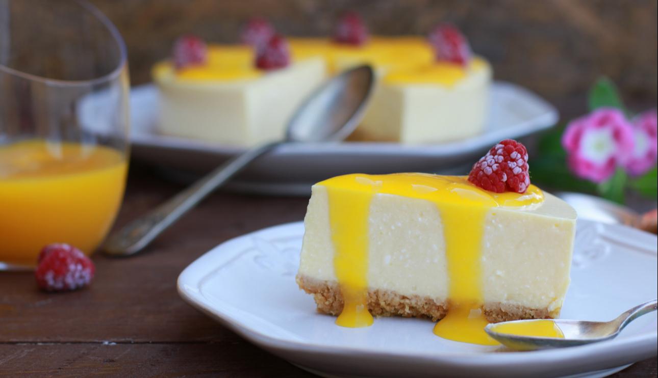 Tarta de queso y mango