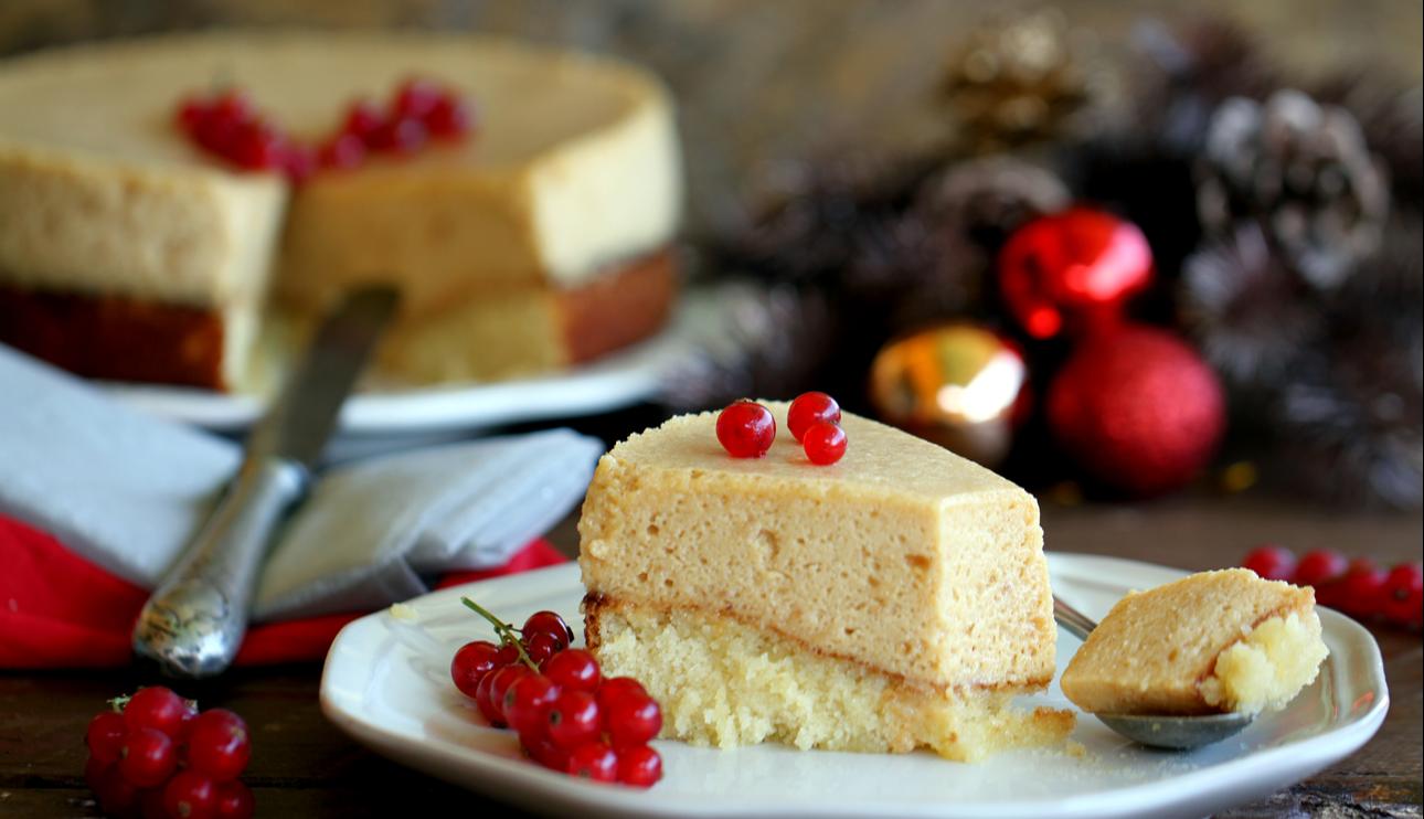 Tarta fría de chocolate blanco y turrón
