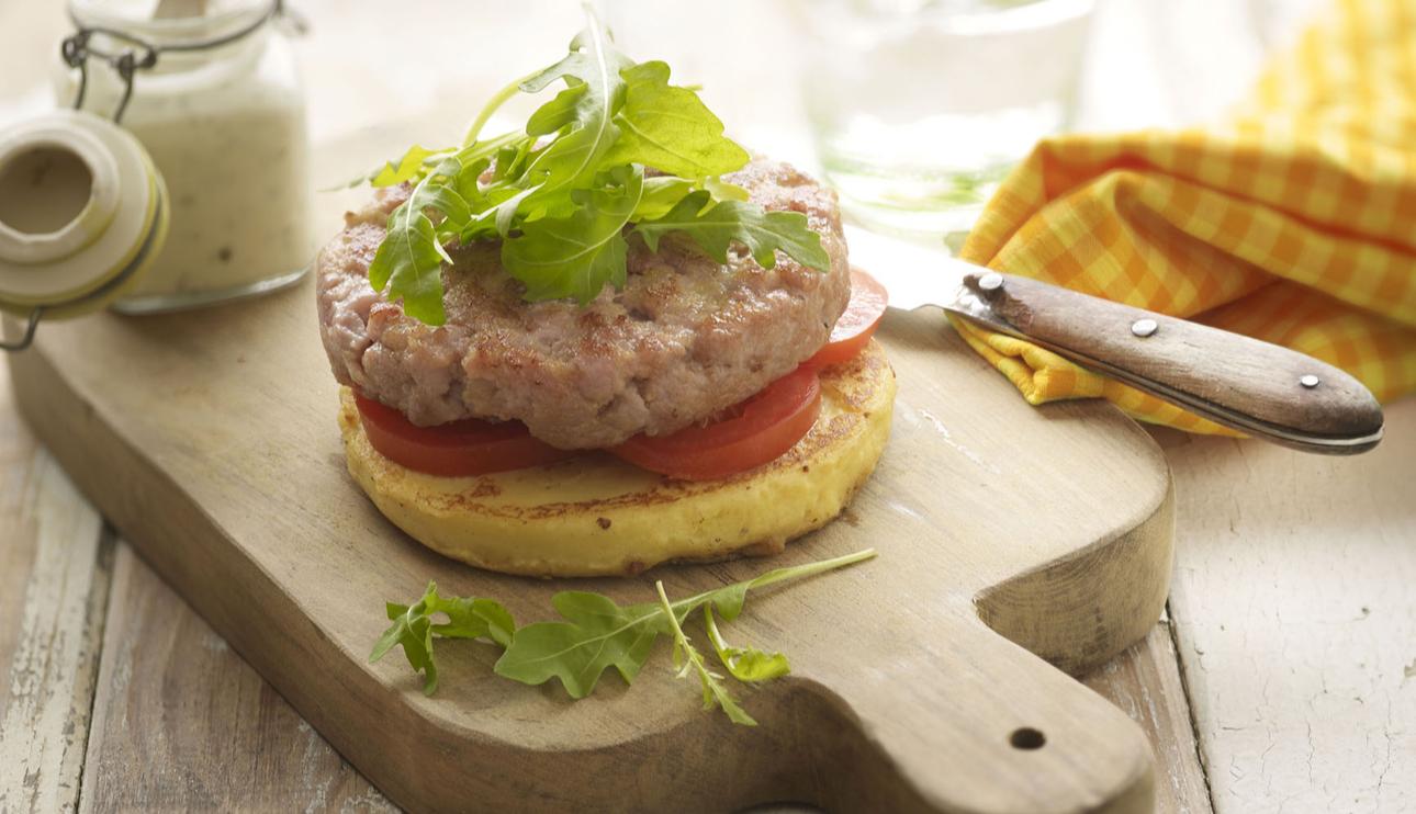 Hamburguesa de bonito con patatas