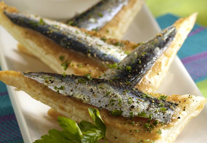 Hojaldre de manzana y sardinas