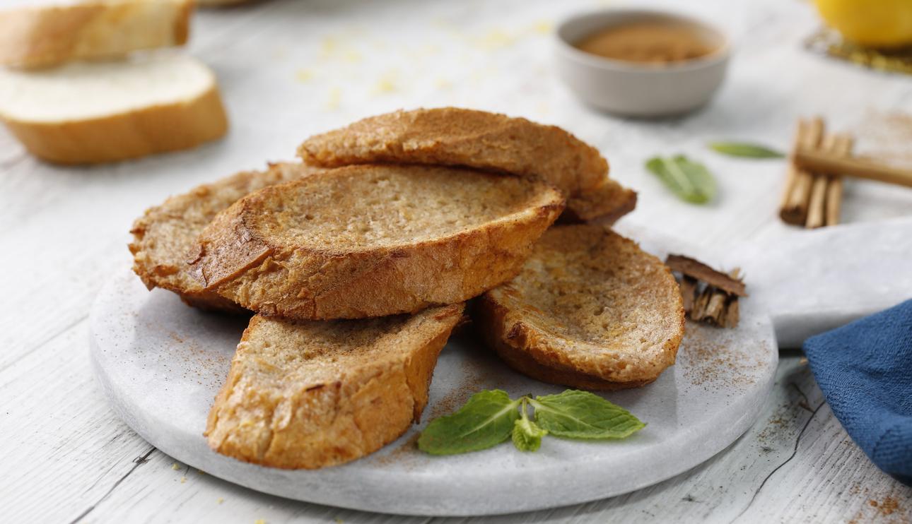 Torrijas con leche condensada al horno