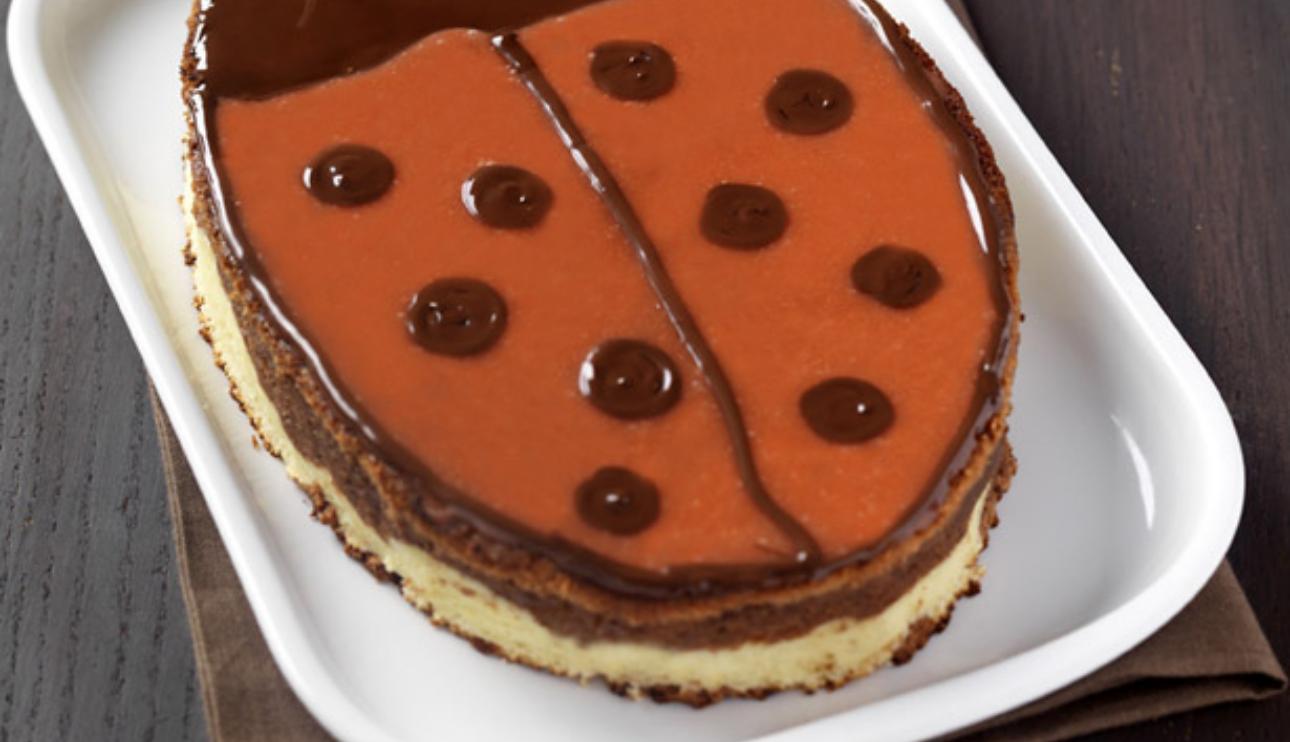 Tarta de mariquita (tarta de queso, chocolate y manzana)