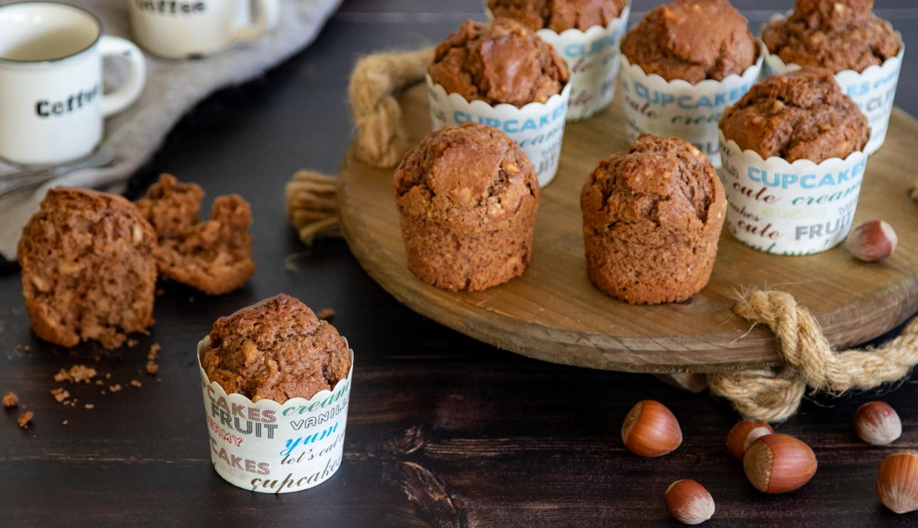 Magdalenas de chocolate con leche y avellanas