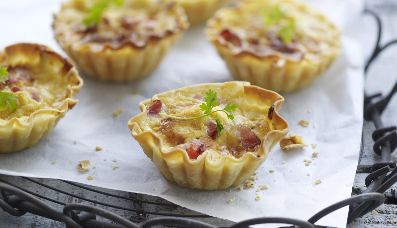 Tartaletas de tortilla y beicon