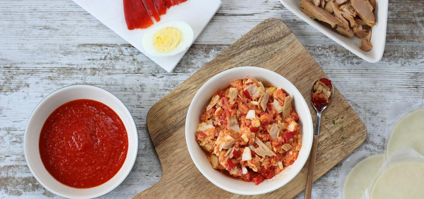 Empanadillas de atún y tomate clásica