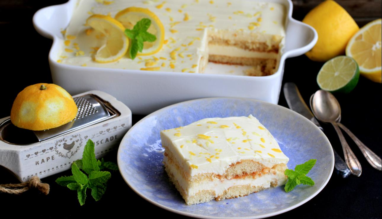 Pastel de bizcochos a la crema de limón