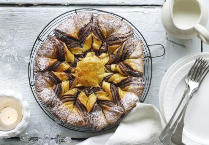 Estrella de Navidad con chocolate y hojaldre