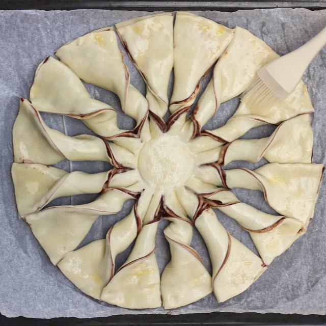 Estrella de Navidad con chocolate y hojaldre