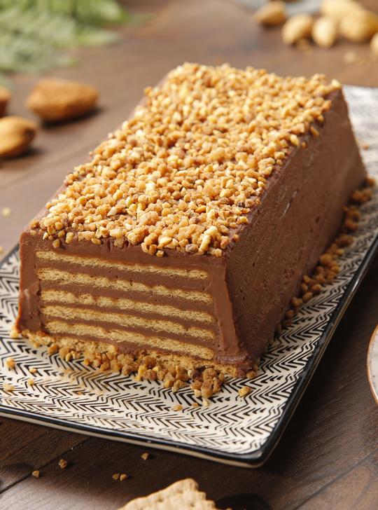 Tarta de galletas y chocolate con leche