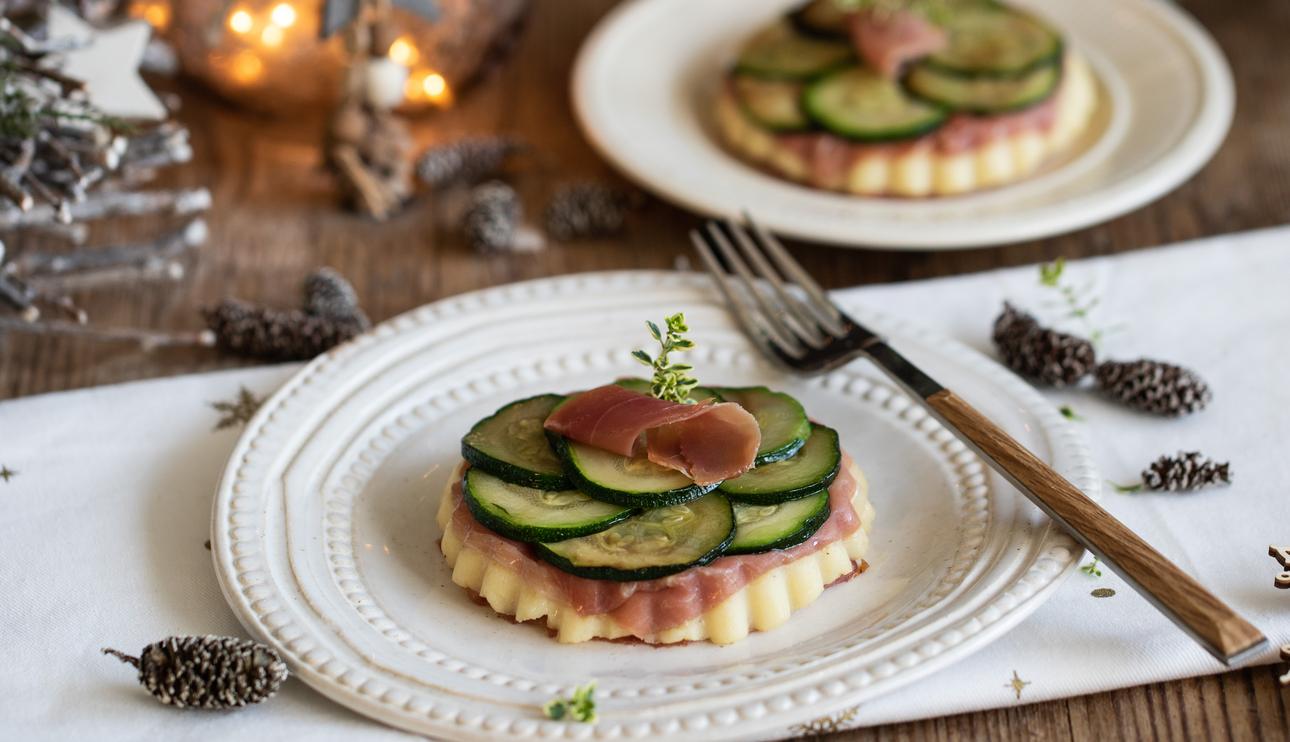 Tatín de patata, jamón y calabacín