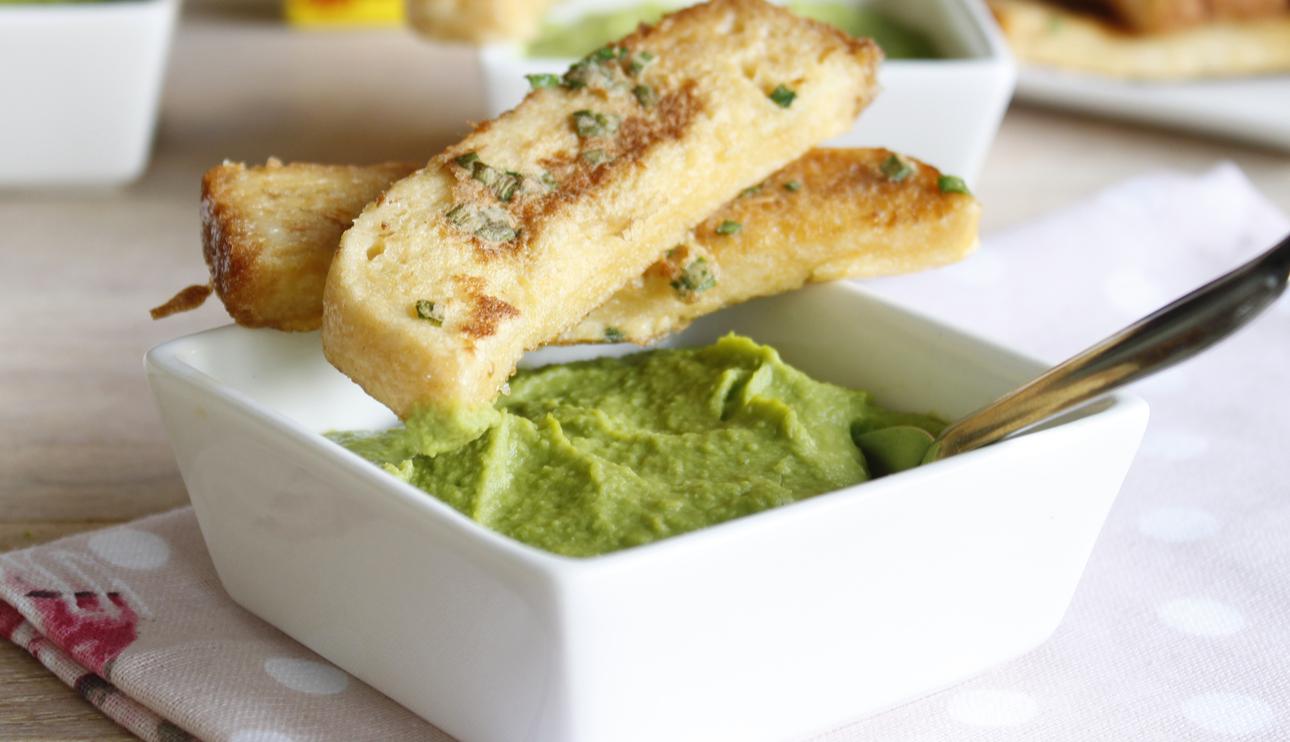 Dip de queso y guisantes