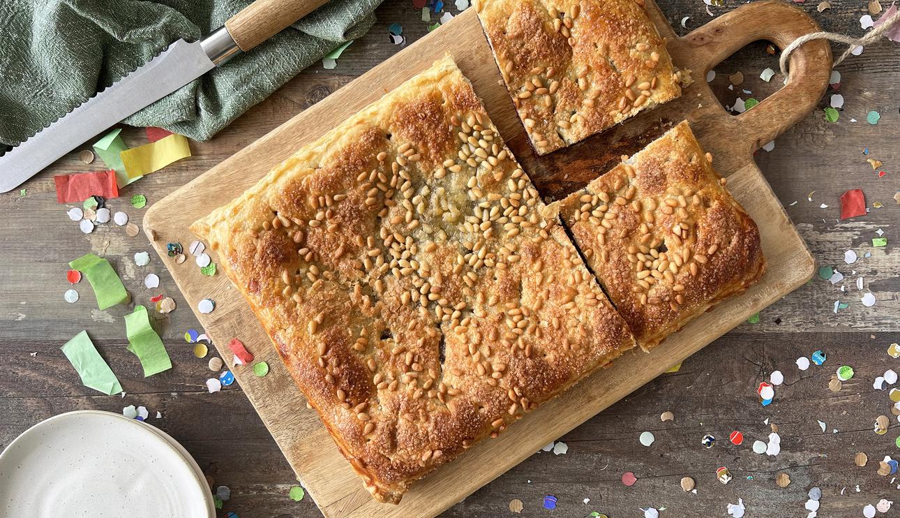 Coca de San Juan de hojaldre y chocolate