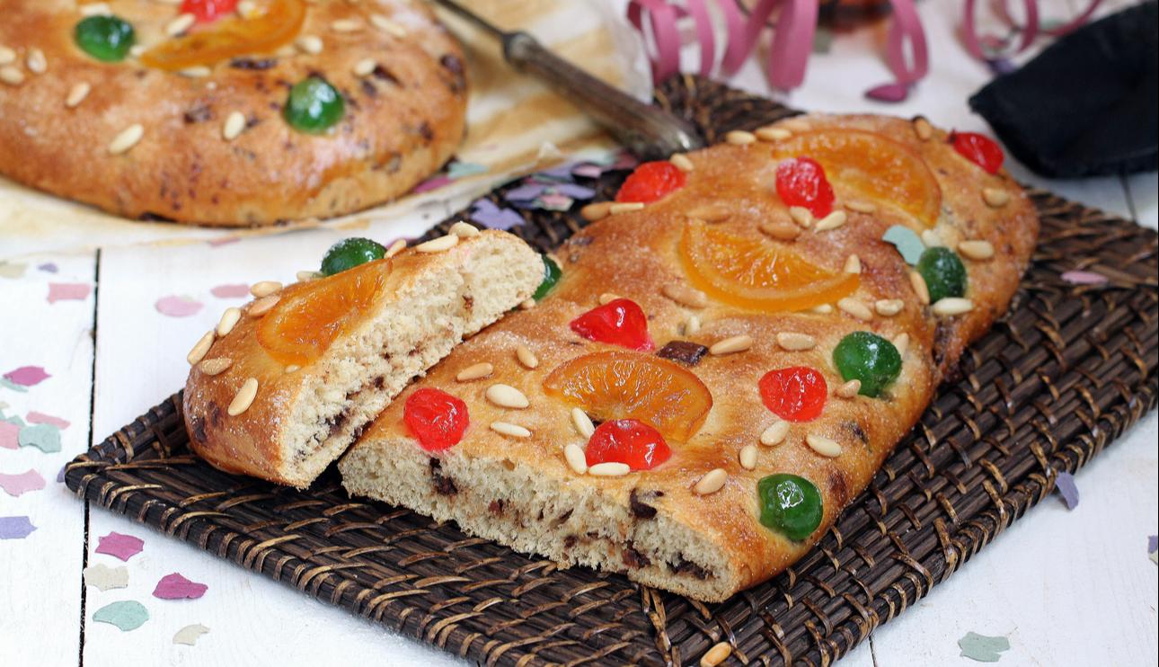 Coca de San Juan de chocolate con leche