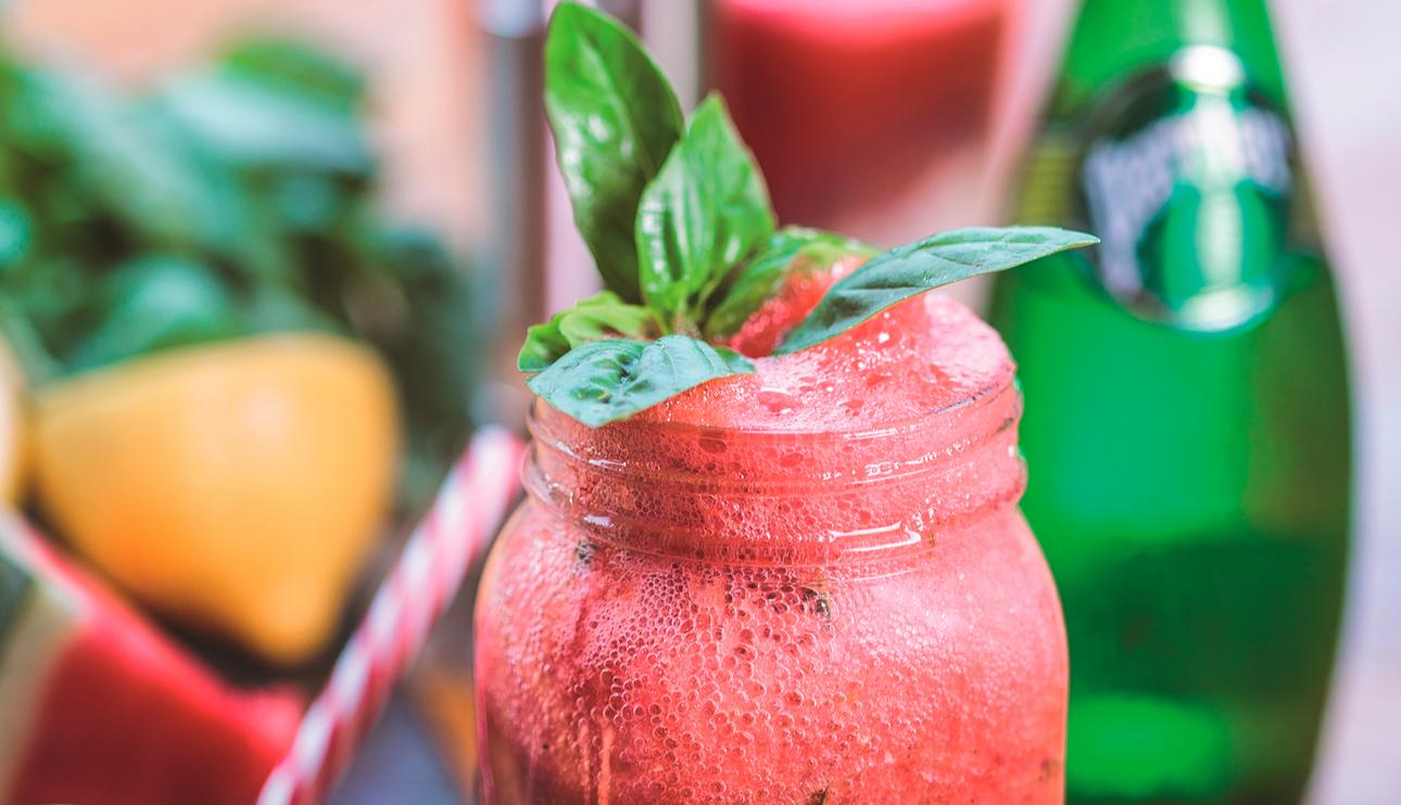 Coctel Sandía y albahaca Perrier