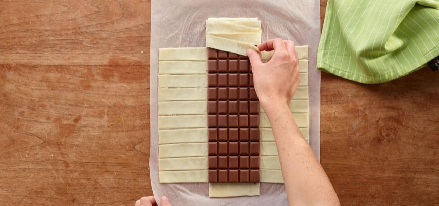 Trenza de hojaldre y chocolate con leche